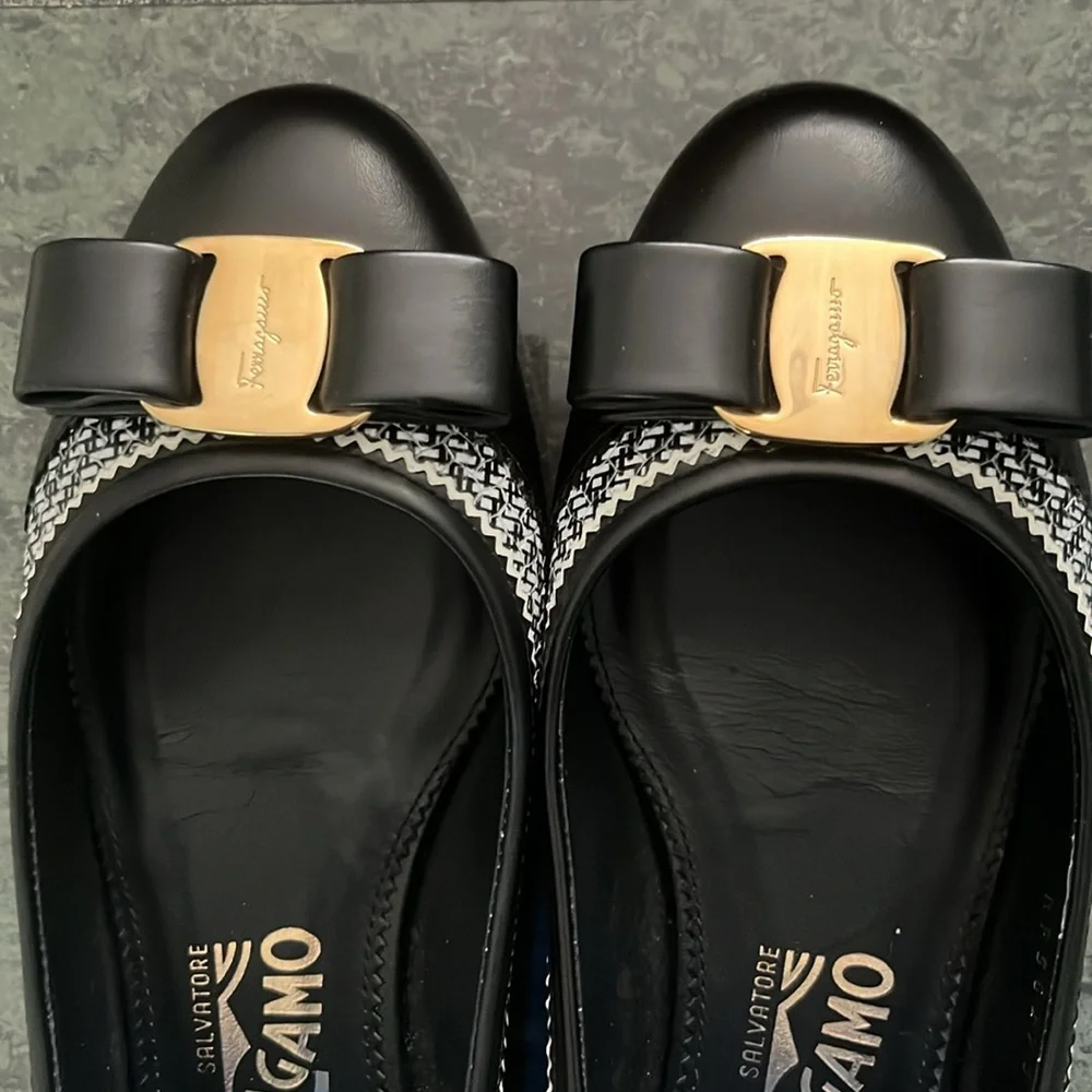 Salvatore Ferragamo Varina Ballet Flat - Picture 2 of 5